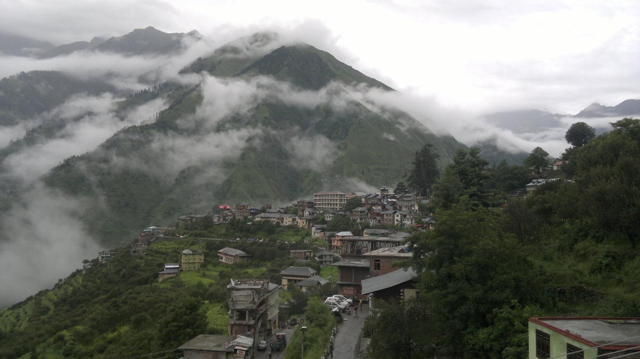 Hotel Bharmour View Brāhmaur エクステリア 写真