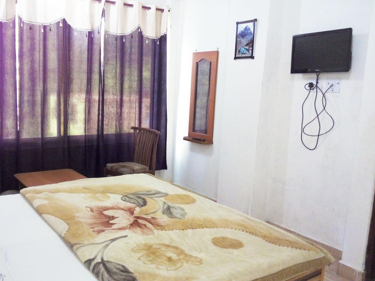 Hotel Bharmour View Brāhmaur エクステリア 写真